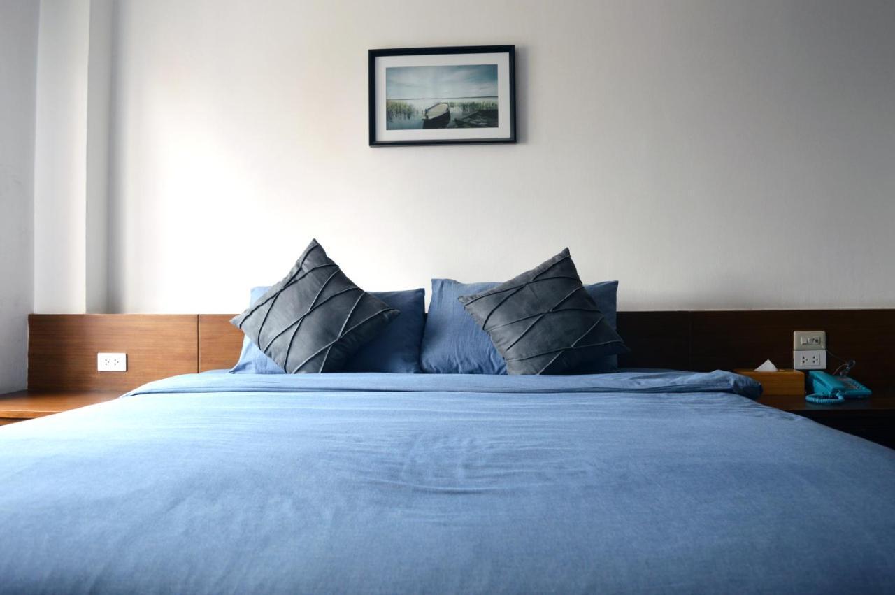 De Nawarat Chiangmai Boutique Apartment Чиангмай Екстериор снимка