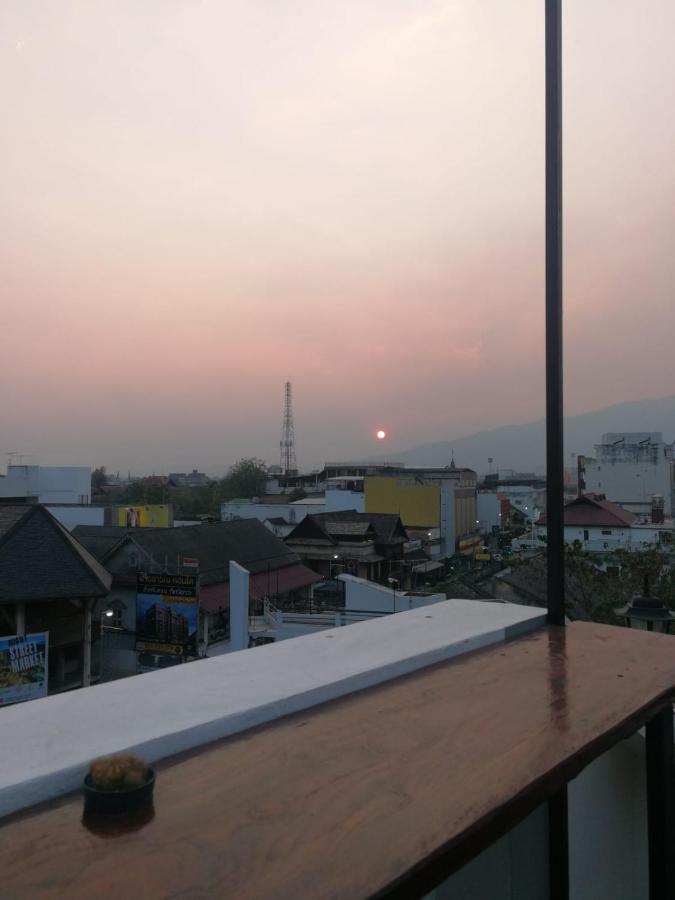 De Nawarat Chiangmai Boutique Apartment Чиангмай Екстериор снимка
